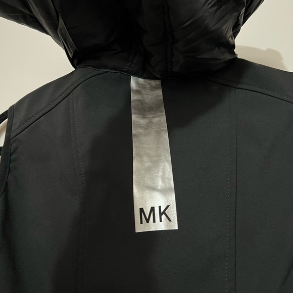 Michael Kors Puffer Vest - Picture 3 of 4